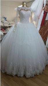 Long Sleeves Vintage UK Wedding Dress Lace Appliques Tulle Mychicdress
